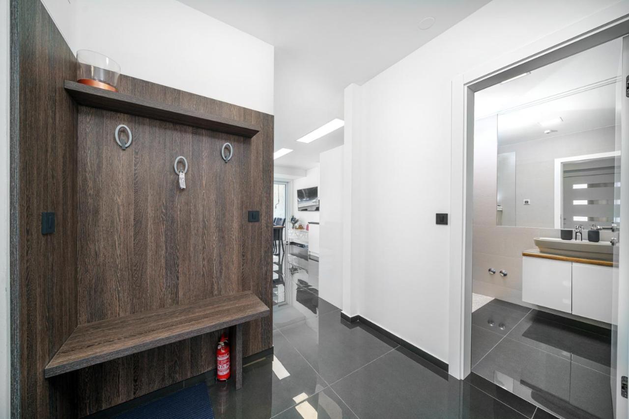 Alexandra Apartments Tribalj Kültér fotó